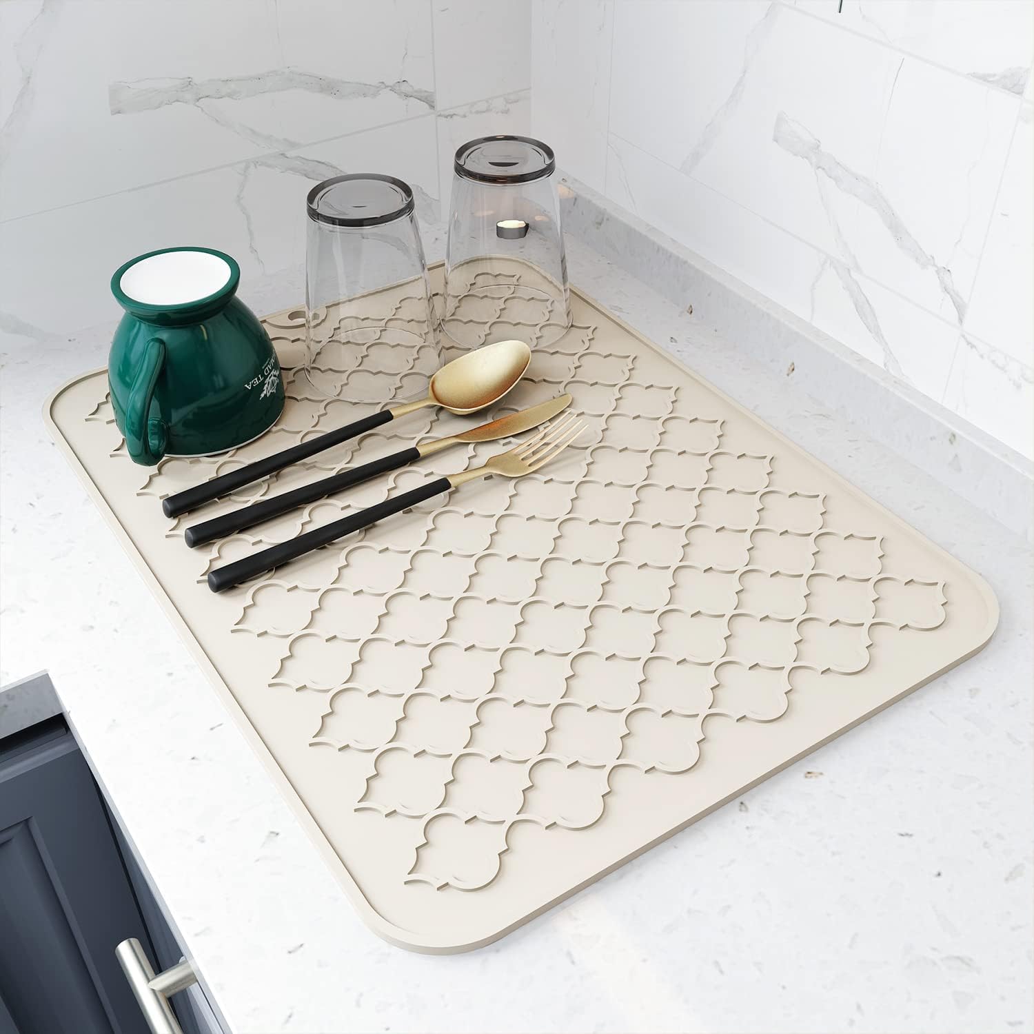 Kitchen Gadgets Images - Silicone Dish Drying Mat for Kitchen