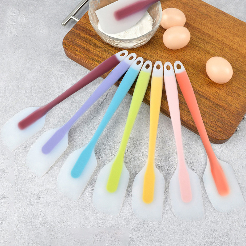 2 Size Silicone Scraper Heat-r - огляд і ціна Kitchen Gadgets To Have