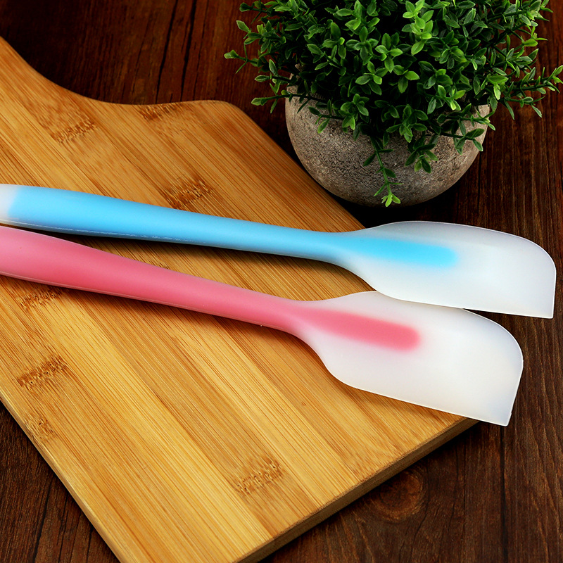 2 Size Silicone Scraper Heat-r - огляд і ціна Kitchen Gadgets To Have